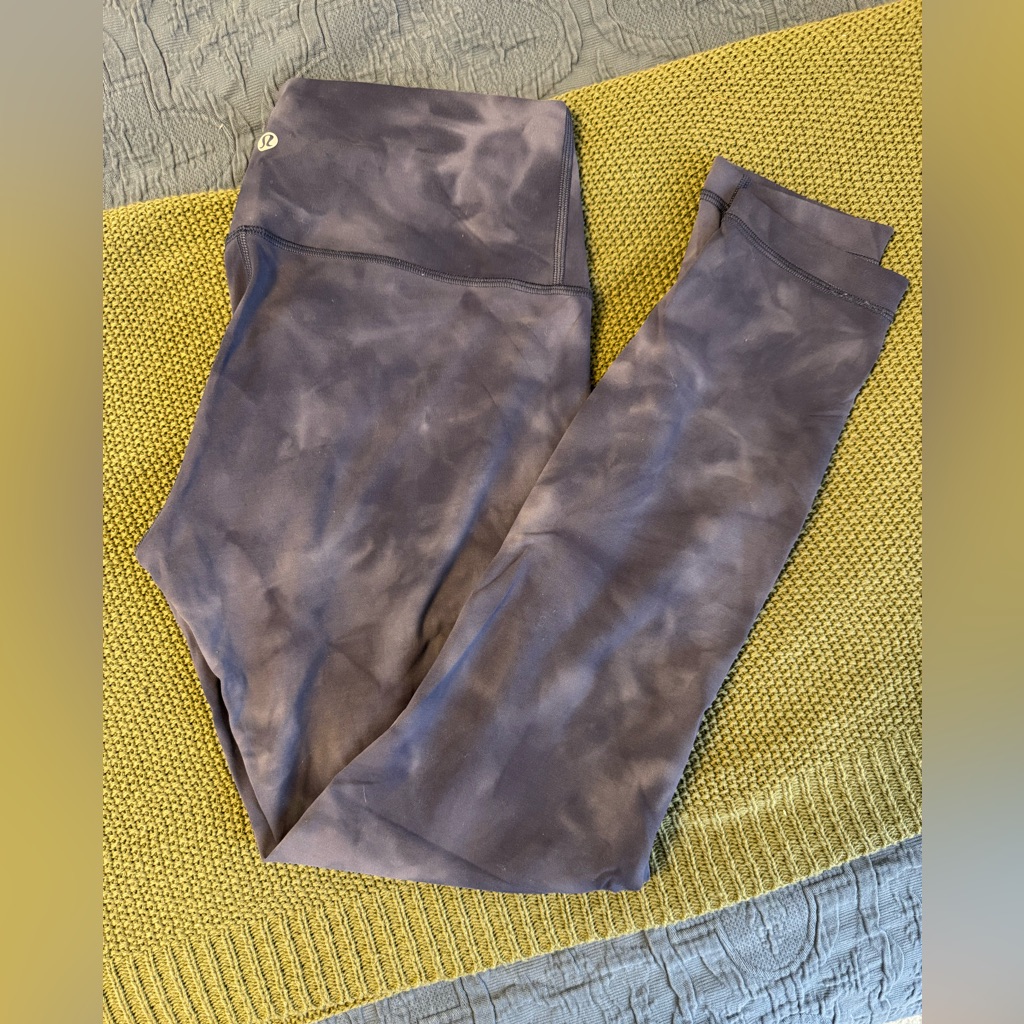 Lululemon Wunder Train High Rise Navy/Gray Diamond Tie-Dye Leggings 25”